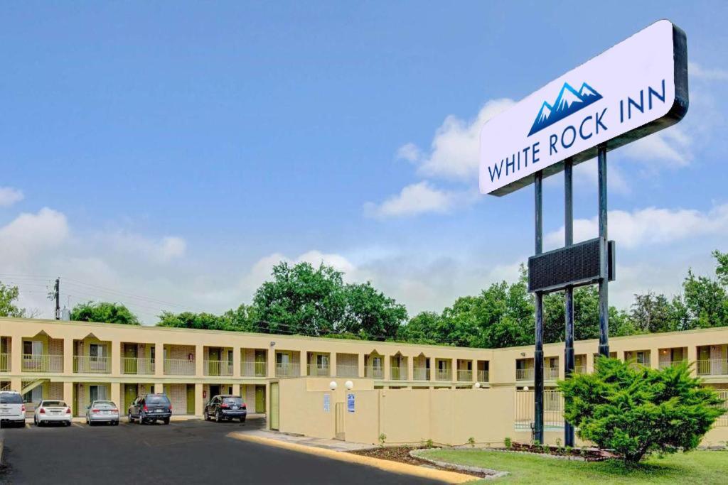White Rock Motel San Marcos